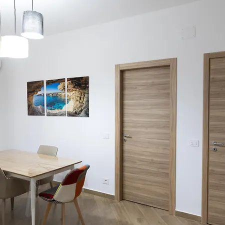 Couette-café Adagos 3*