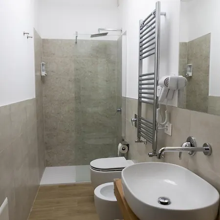 Adagos Bed & Breakfast 3*